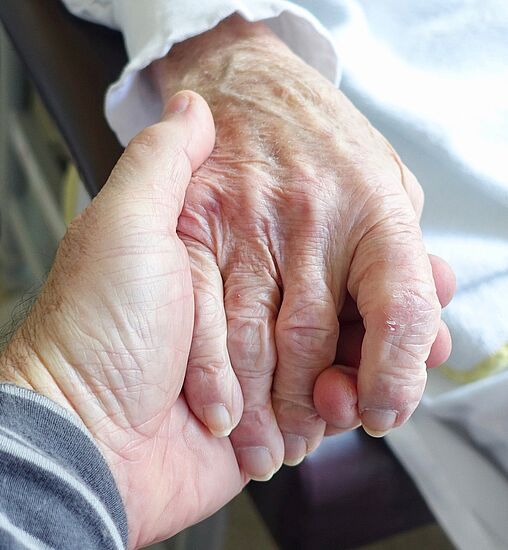 "Palliativmedizin - wirklich erst zum Schluss?"
