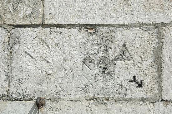 Geheimnisvolle Zeichen finden und setzen