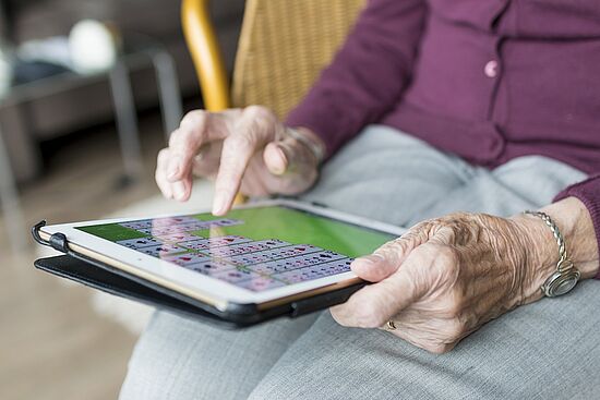 Angeleitete Geschicklichkeits- und Denkspiele zum Erhalt der geistigen Leistungsfähigkeit
