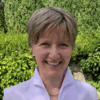 Frau Petra Adam